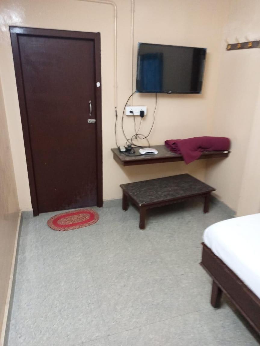 Sri Ambika Lodge Rajapalaiyam Ngoại thất bức ảnh